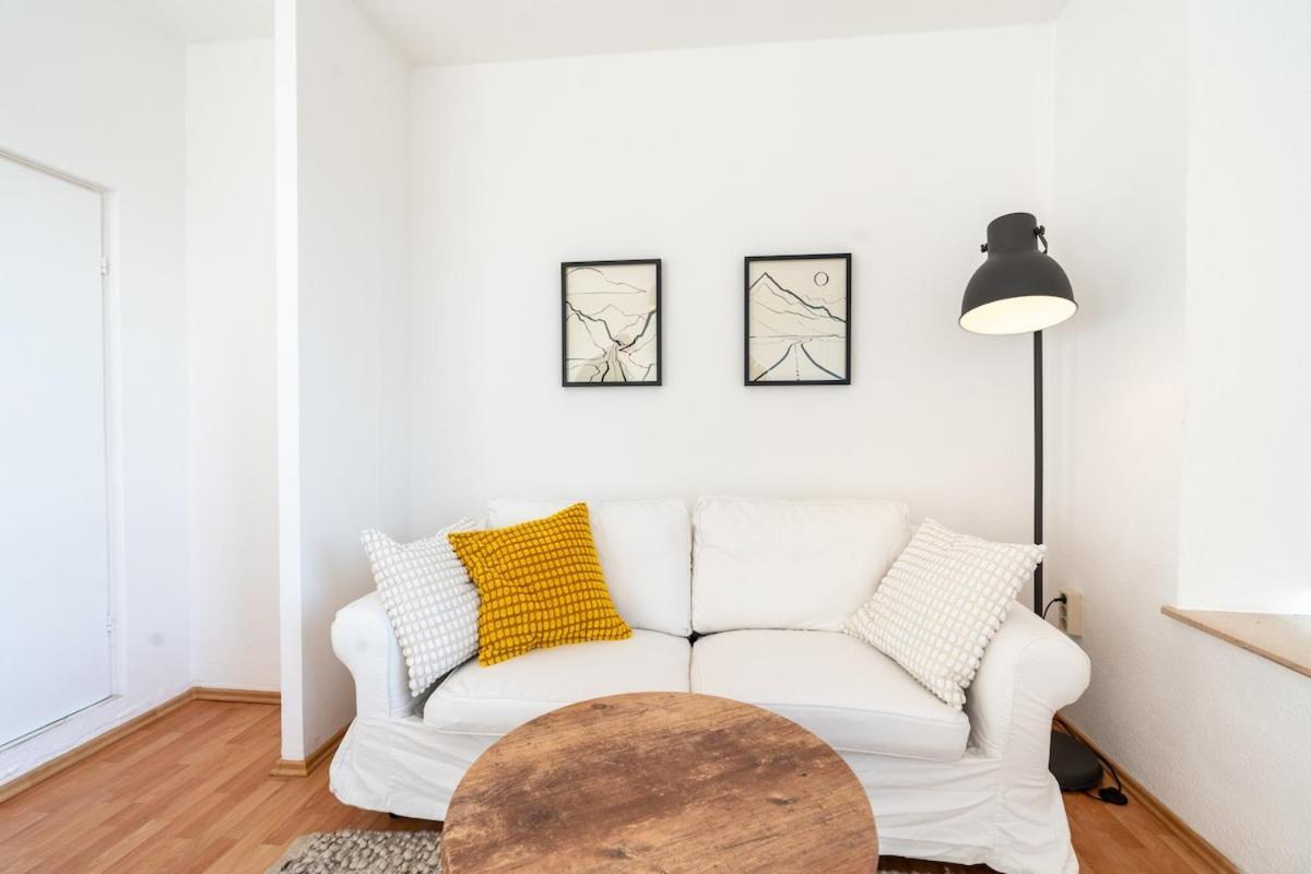 Zentrale Grosszuegige Penthousewohnung Fuer 8 Personen Apartment