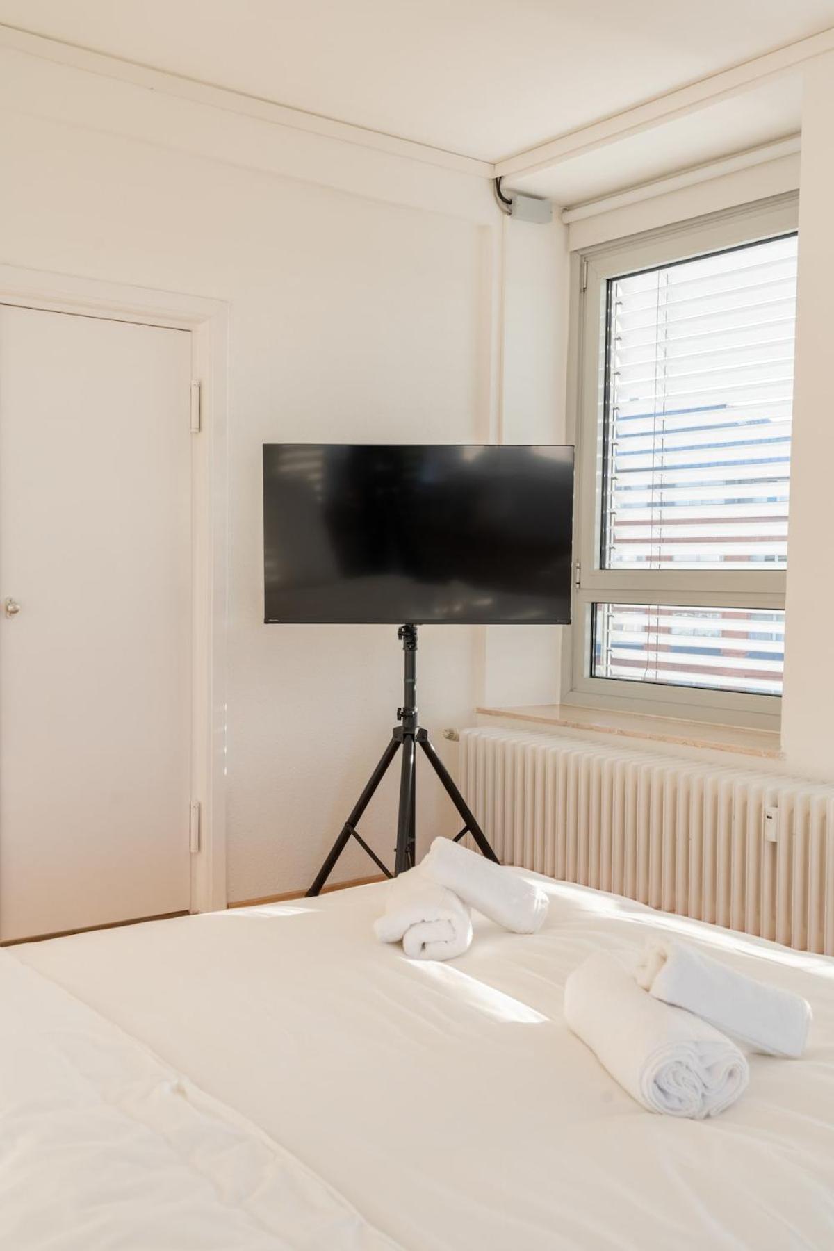 Zentrale Grosszuegige Penthousewohnung Fuer 8 Personen BRE