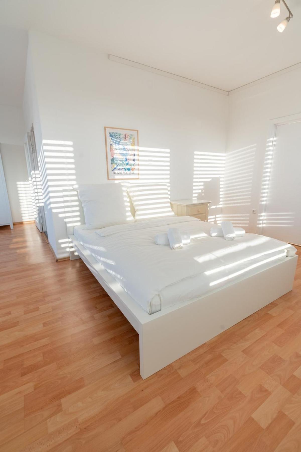 Apartment Zentrale Grosszuegige Penthousewohnung Fuer 8 Personen *